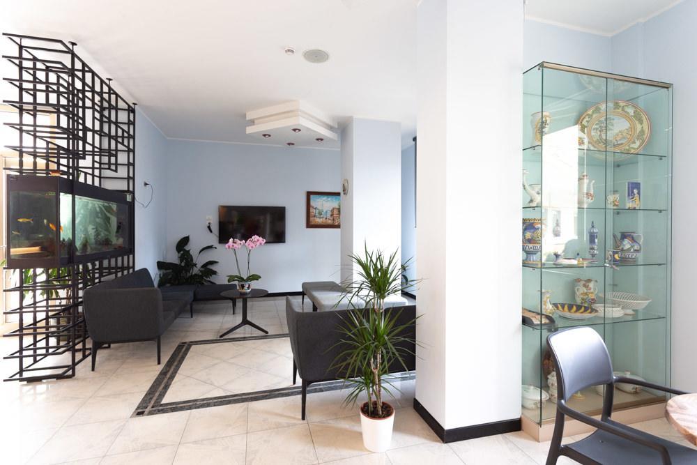 Hotel Abruzzo Pineto Luaran gambar