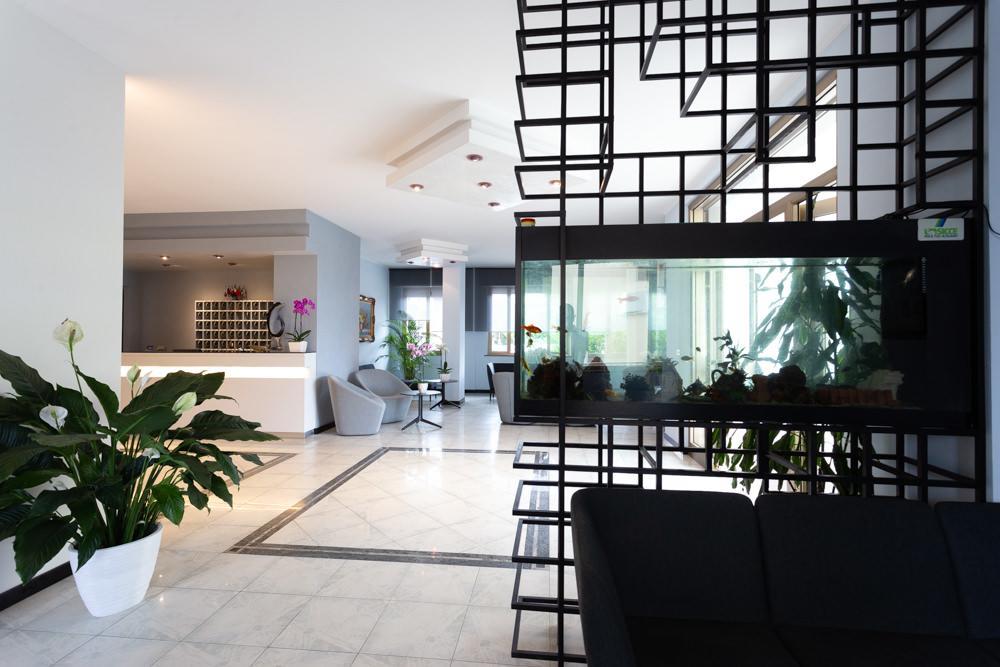 Hotel Abruzzo Pineto Luaran gambar